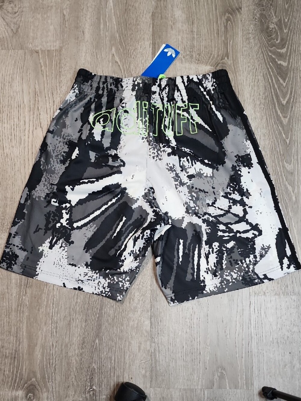 adidas Archive AOP Shorts In Black, White, And Gray With Neon Green Accents - Picture 2 of 6